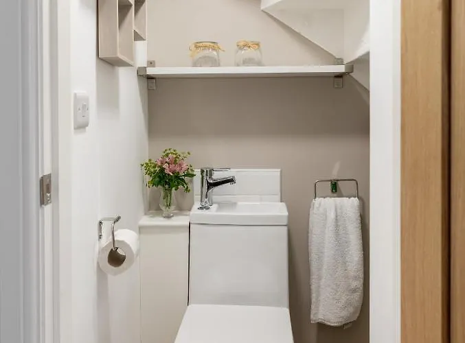 Dom wakacyjny Bijou Romantic Retreat, Centre Whitby