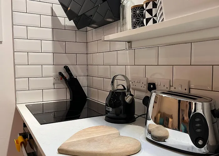 Bijou Romantic Retreat, Centre